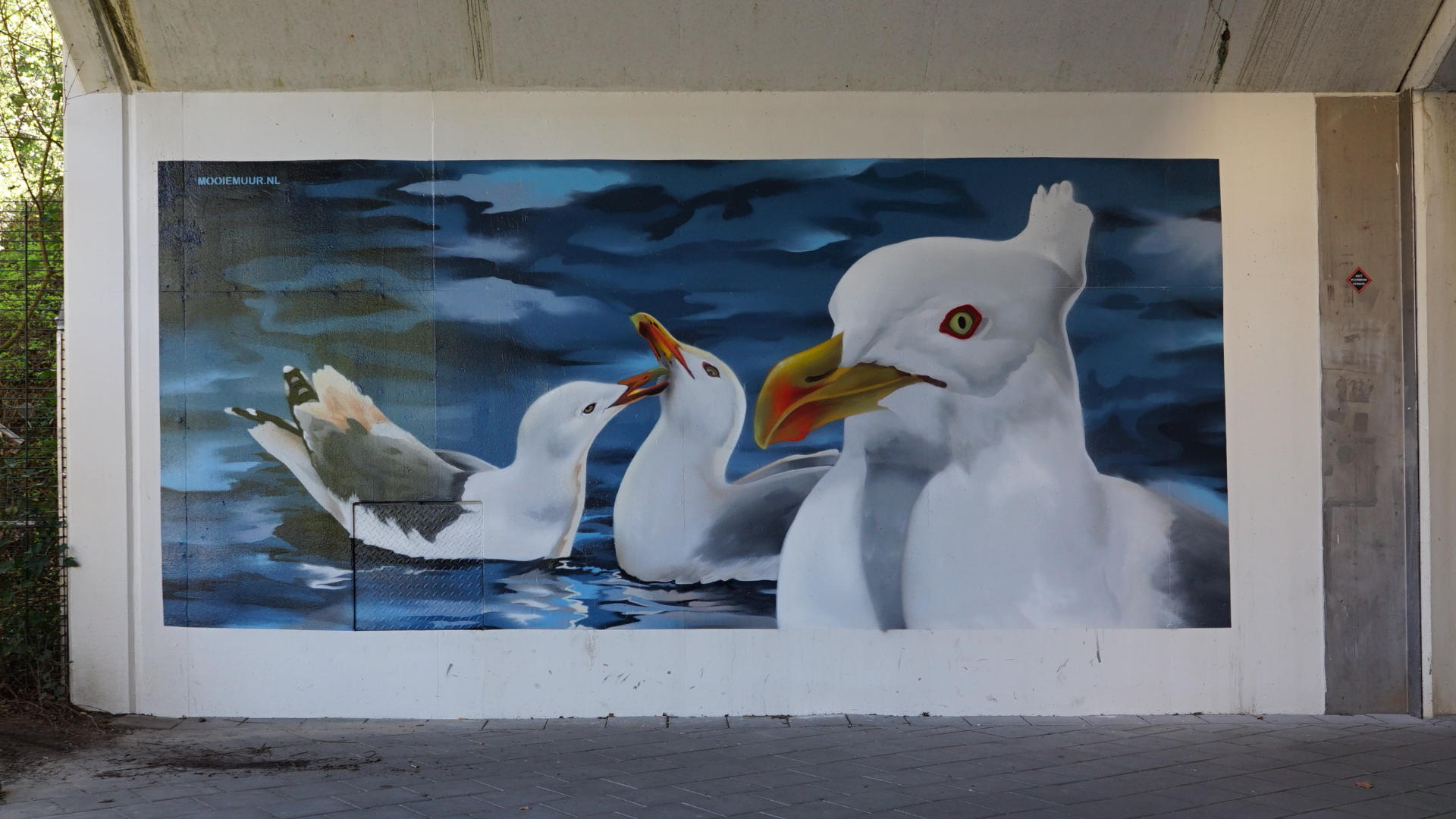 MORSVIADUCT MURAL&nbsp;LEIDEN Meeuwen
