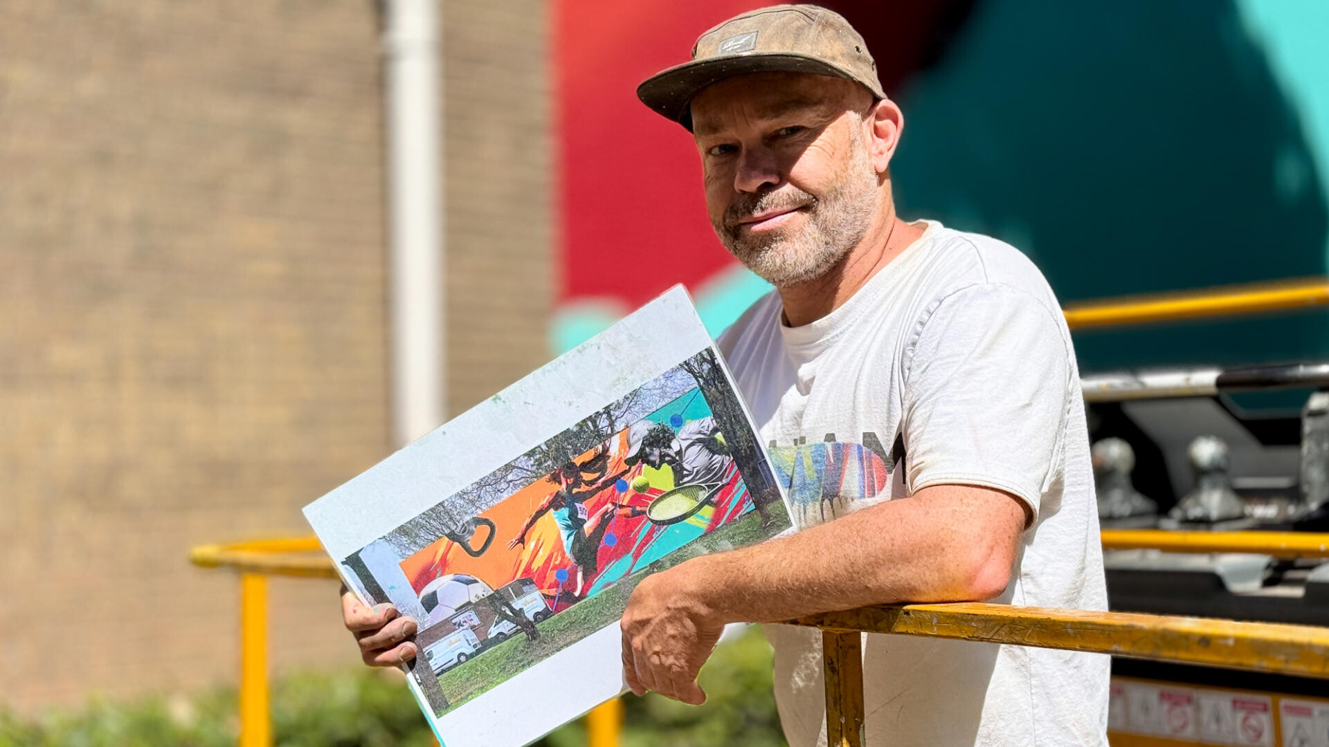 Uilenstede Mural VU Amsterdam met muralist Roy Valk