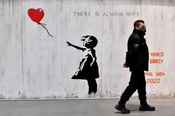 banksy girl with the balloon